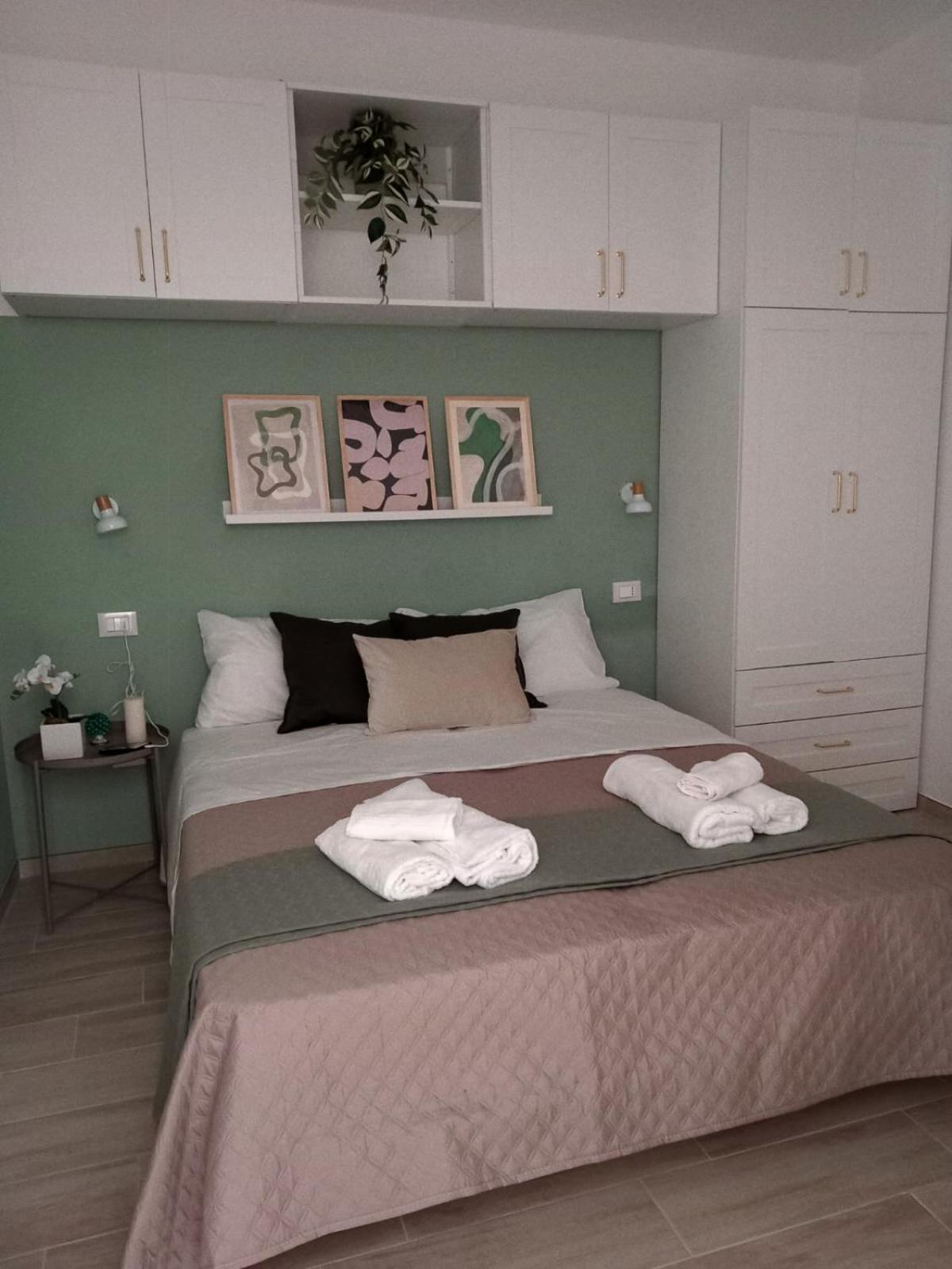 Holiday home Charming & Bright Near The *