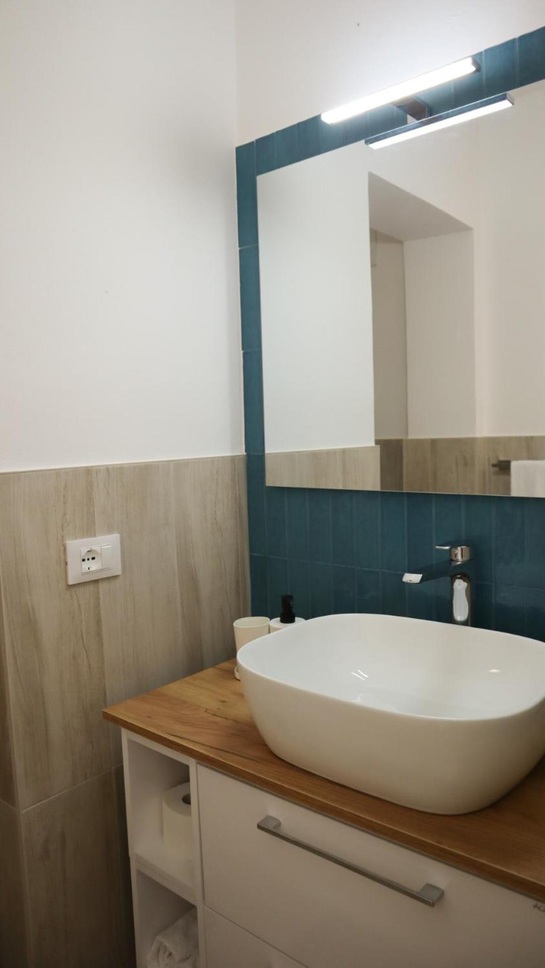 Holiday home Charming & Bright Near The Castelluzzo