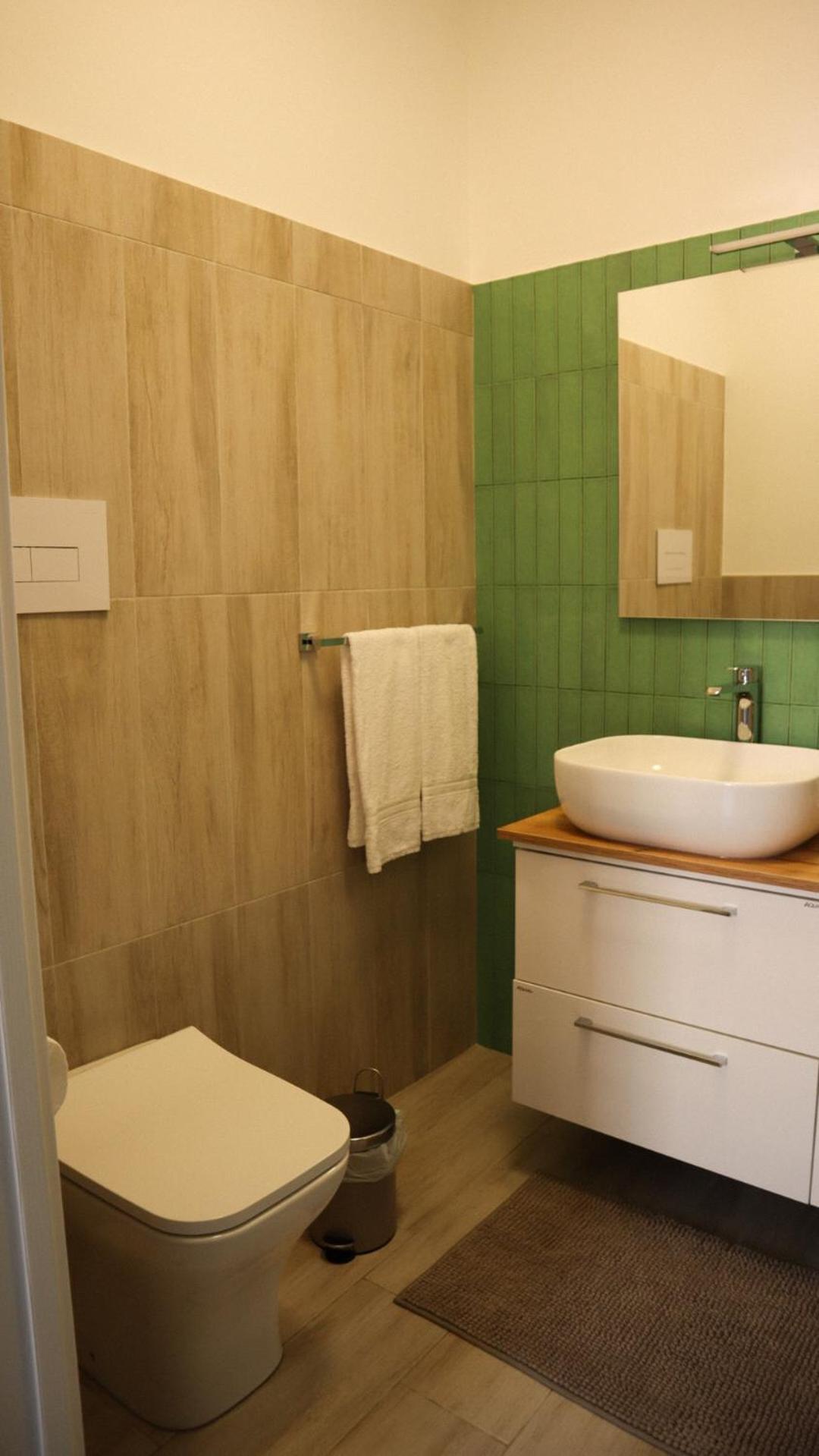 Holiday home Charming & Bright Near The