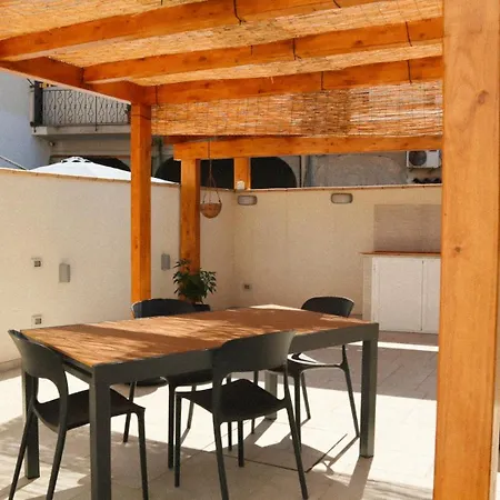 Charming & Bright Home Near The Beach Castelluzzo Buitenkant foto