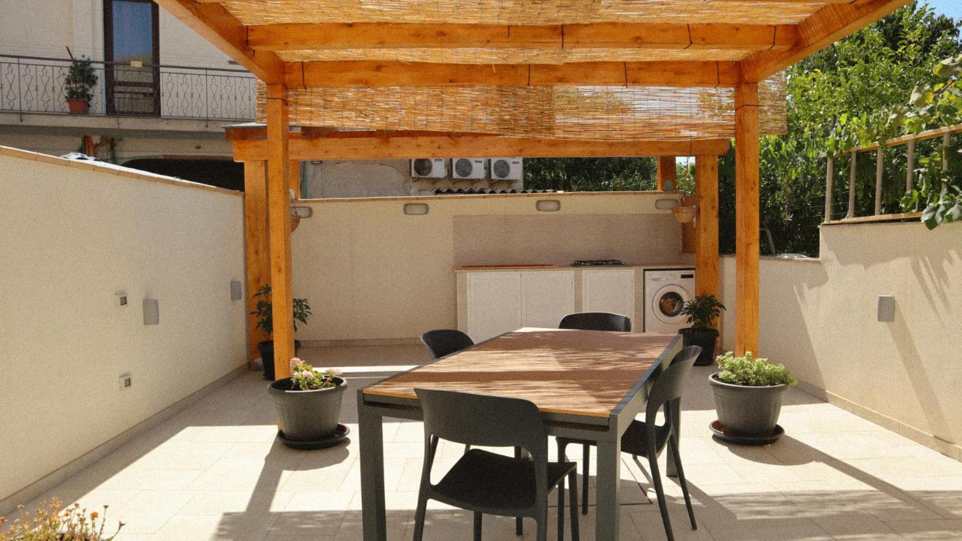 Vakantiehuis Charming & Bright Near The Castelluzzo