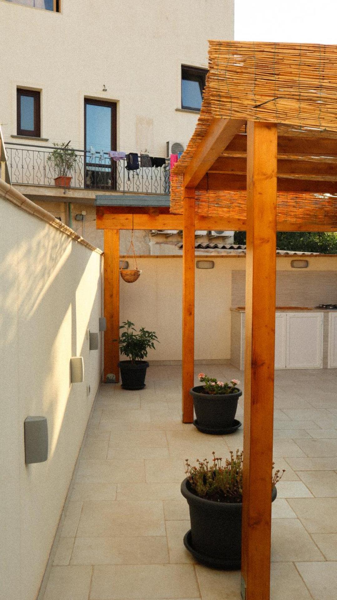 Charming & Bright Near The